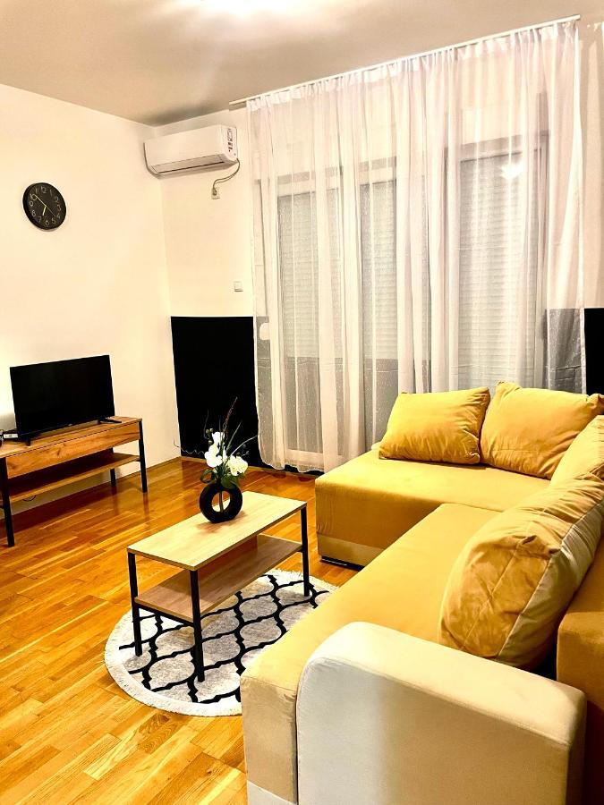 NAKI Apartmani Podgoriţa Exterior foto
