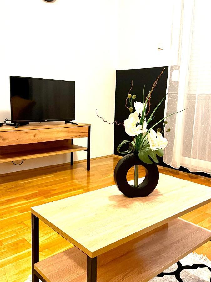 NAKI Apartmani Podgoriţa Exterior foto