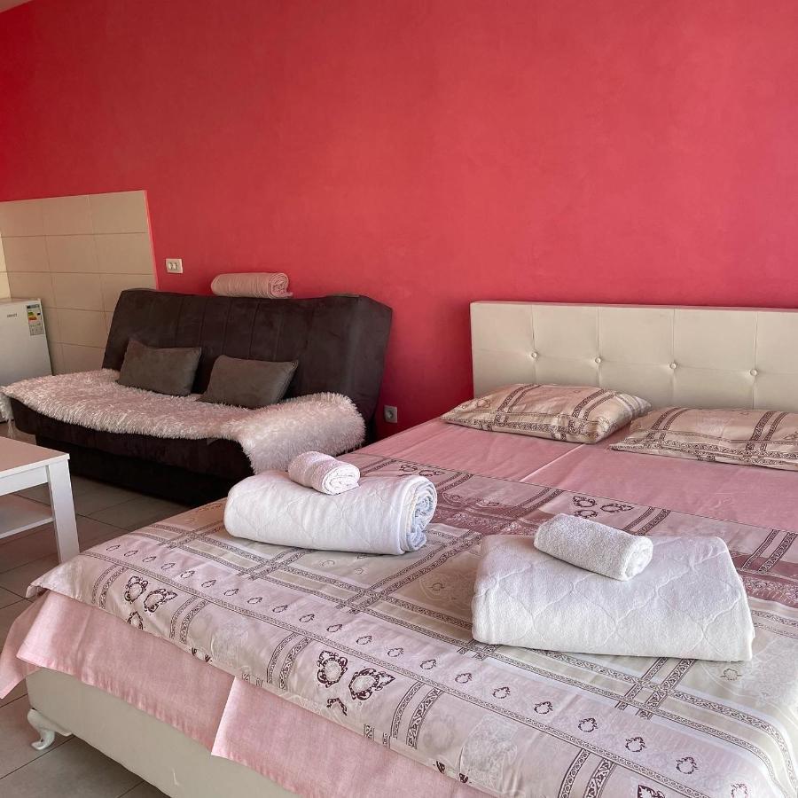 NAKI Apartmani Podgoriţa Exterior foto